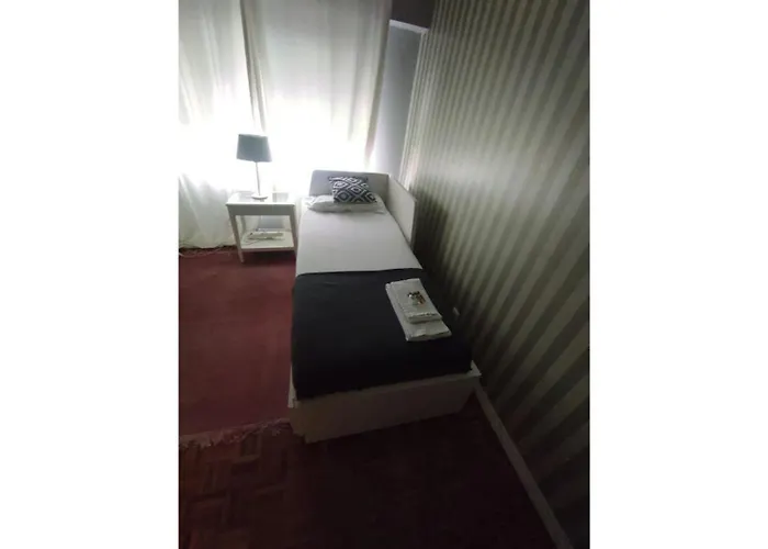 Apartmán Large Contemporary With Three-bedroom