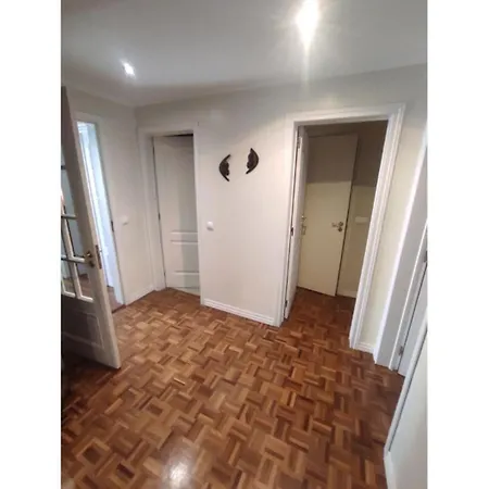 Apartman Large Contemporary With Three-bedroom *